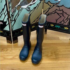 Classic Hunter Tall Navy Blue Rain Boots